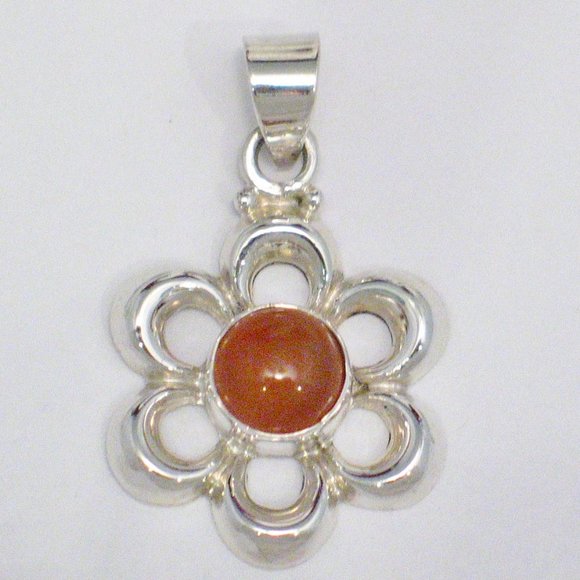 Flower Pendant Sterling Silver Carnelian | Jewelry - Picture 5 of 6